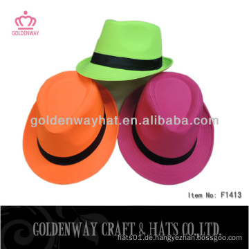 Mode Neon bunte 100% Polyester Fedora Hut Unisex Fedora Trilby Hut Phantasie Hüte und Mützen